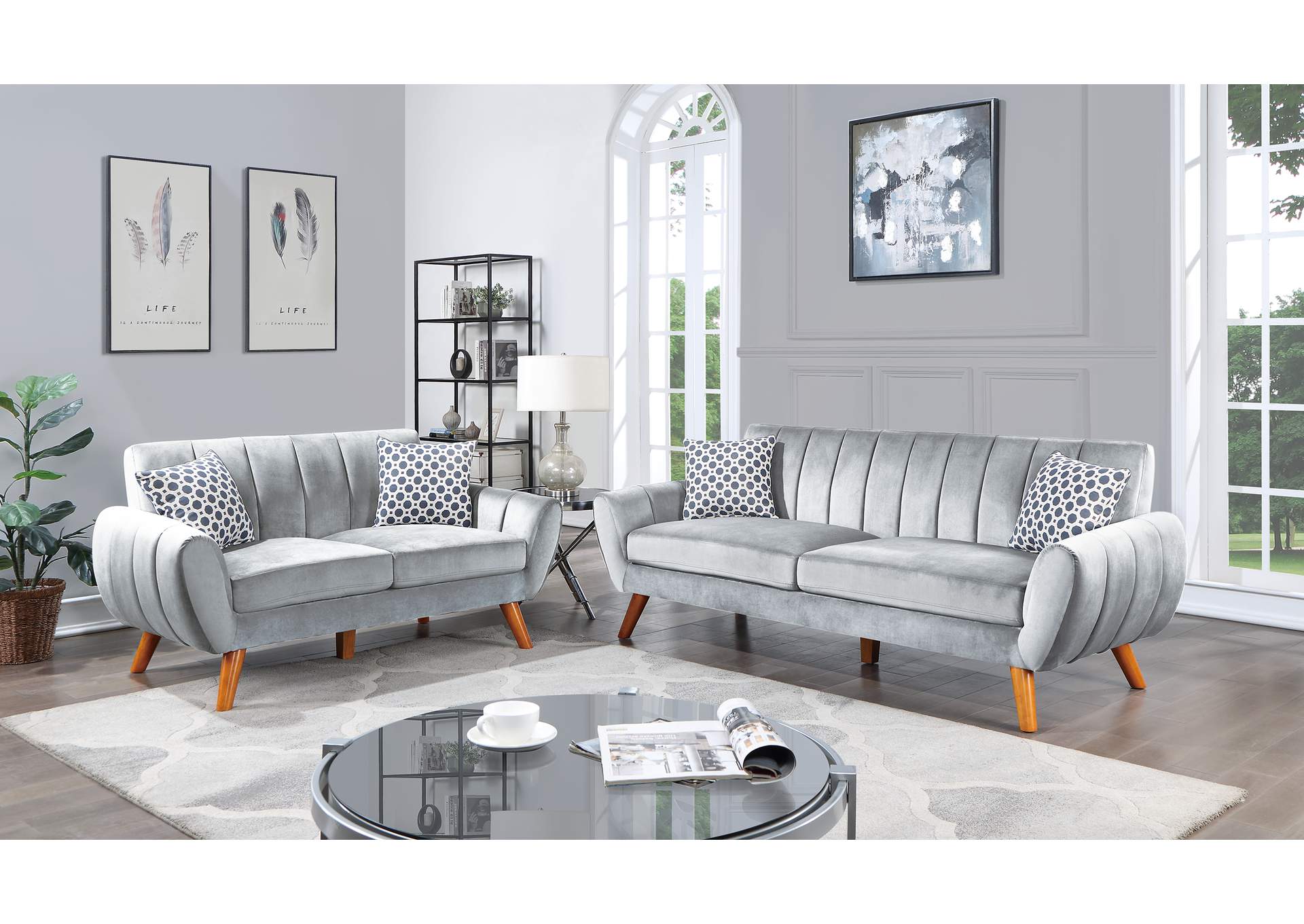 Sofa image 1
