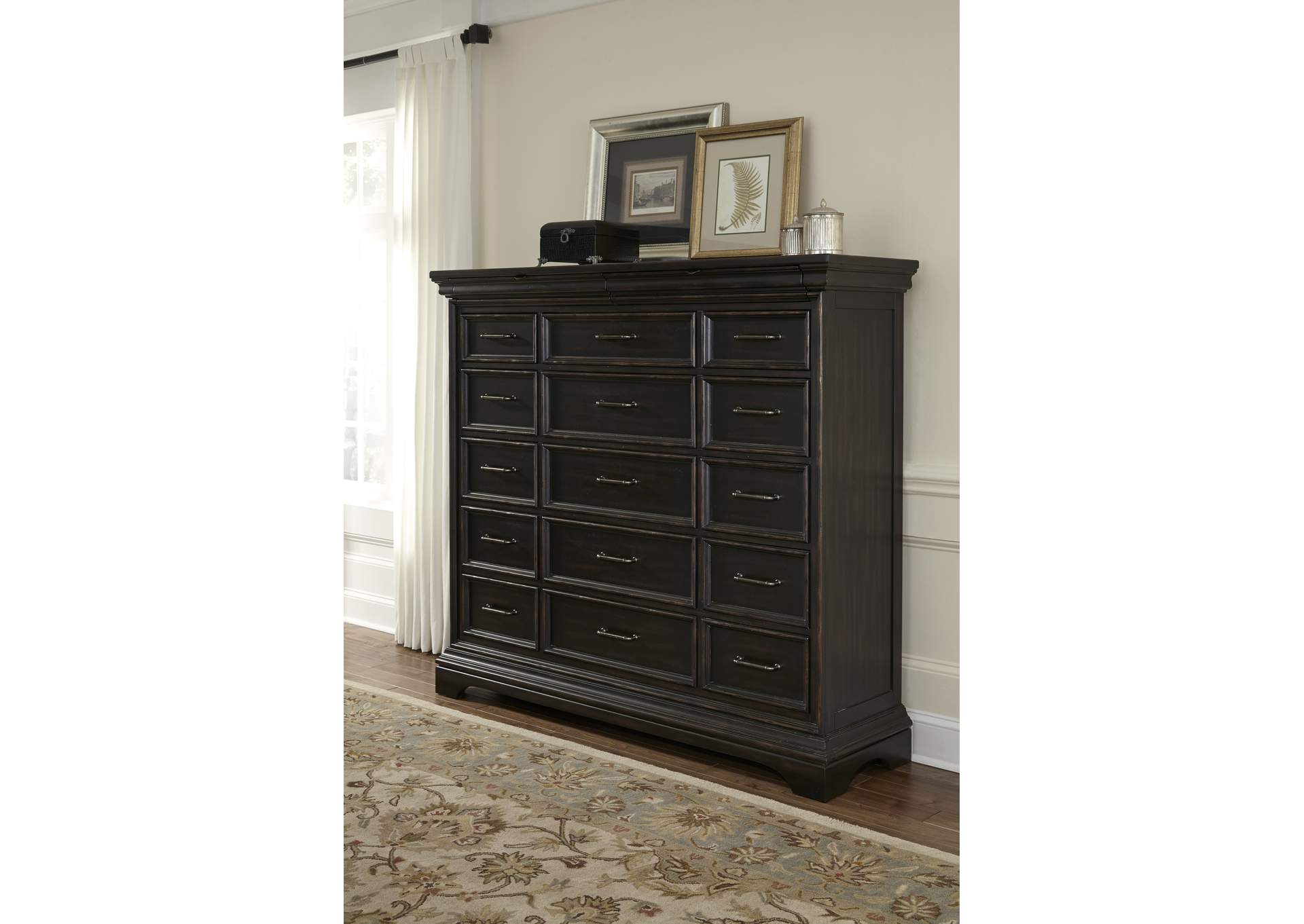 Caldwell 17 Drawer Master Chest image 5