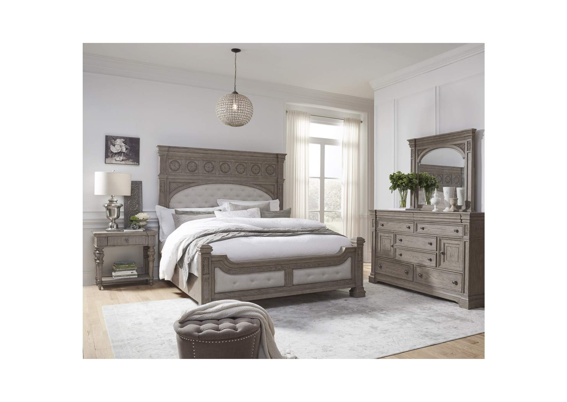 Kingsbury Queen Panel Bed image 9