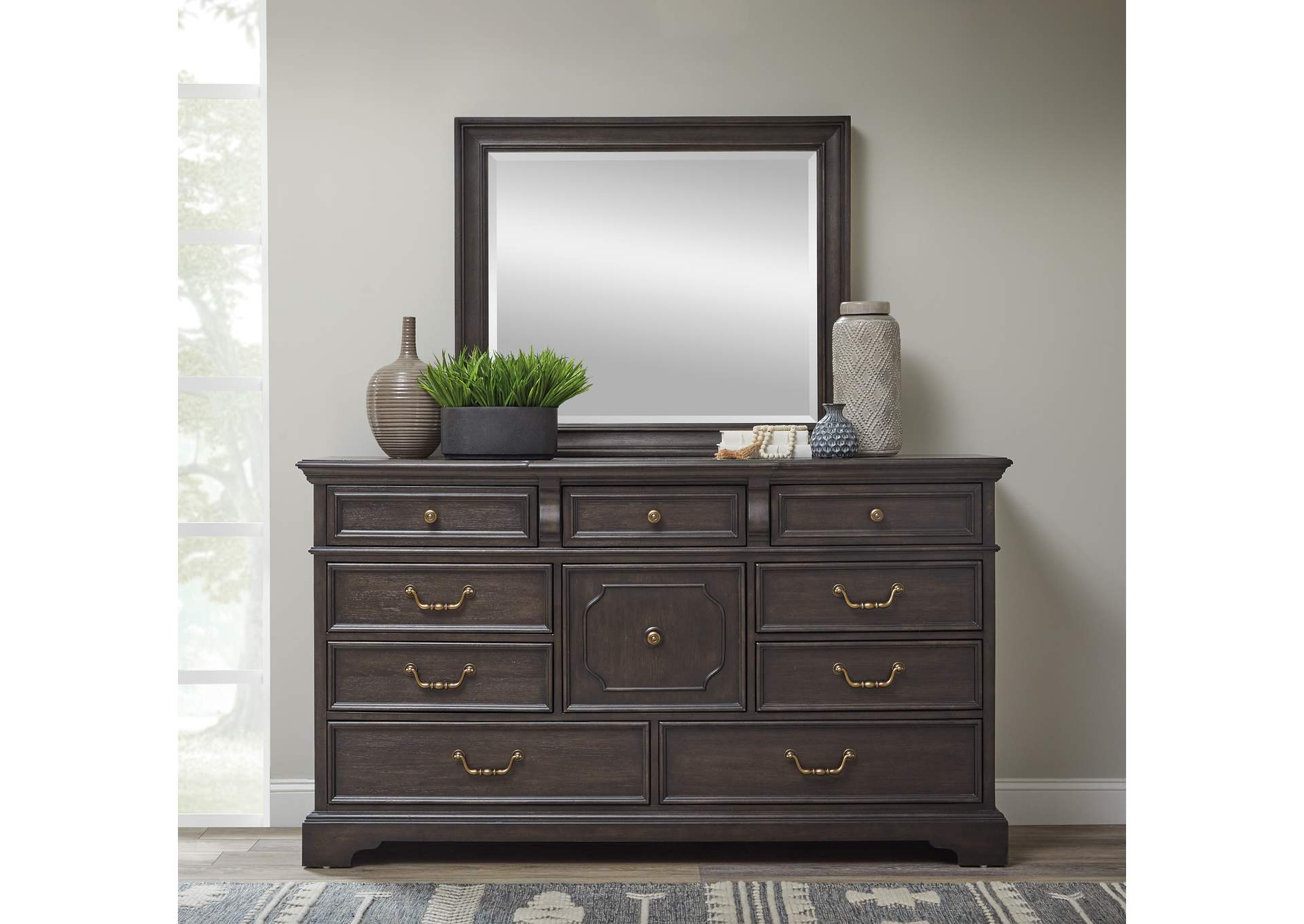 Hickory Creek 10 Drawer Dresser image 10