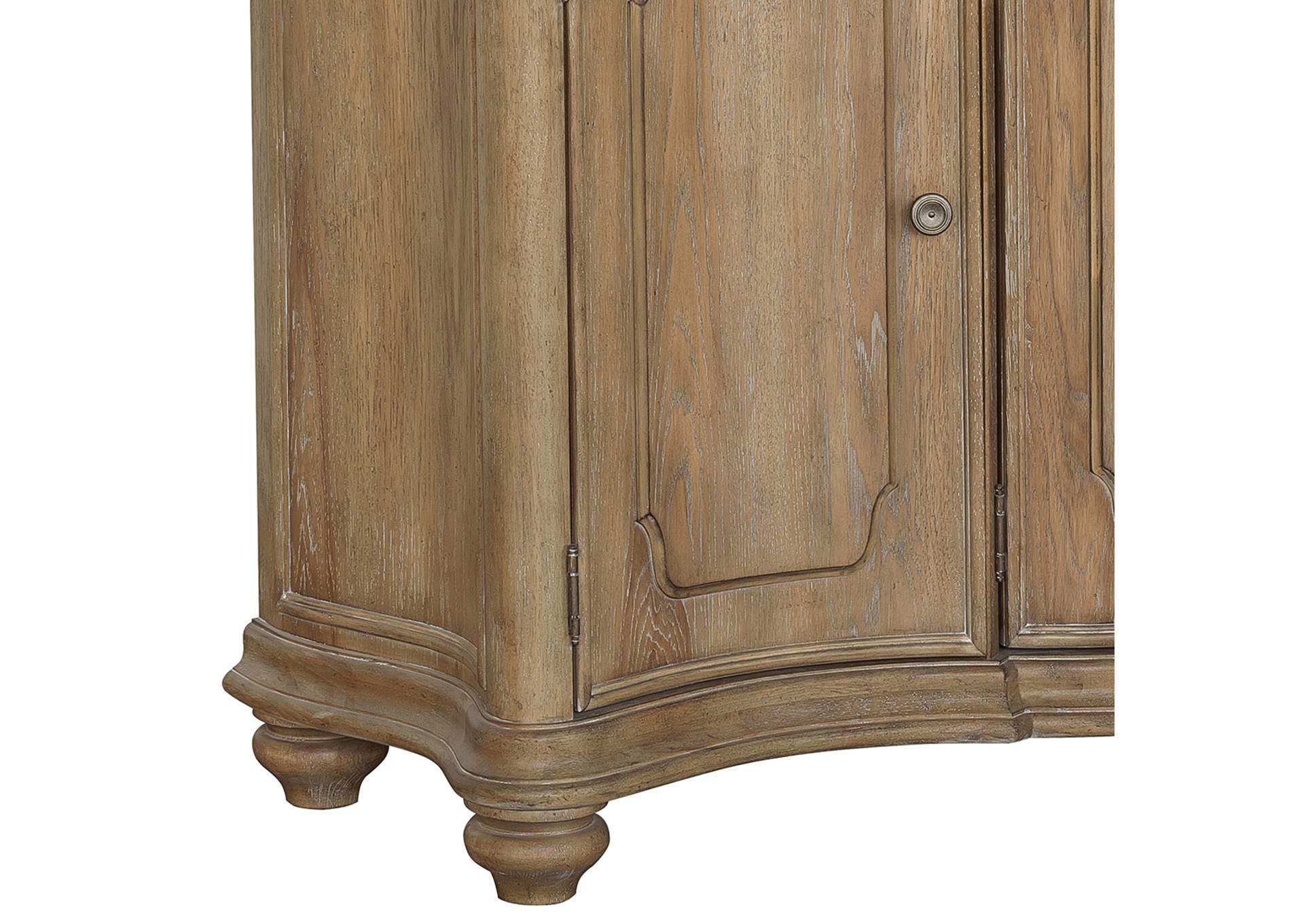 Weston Hills 4 Door Buffet image 8