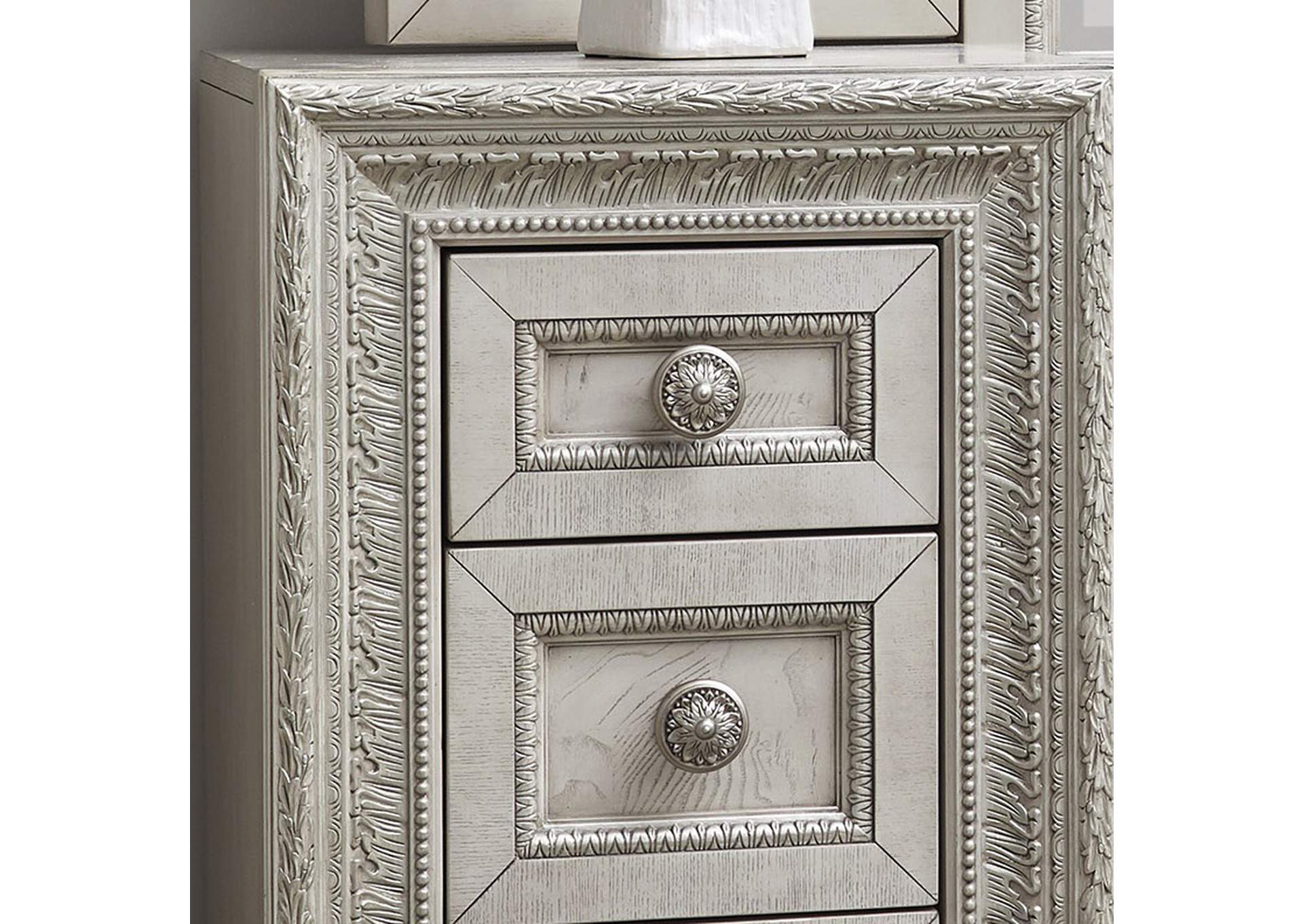 Camilla Vanity & Mirror & Stool image 7