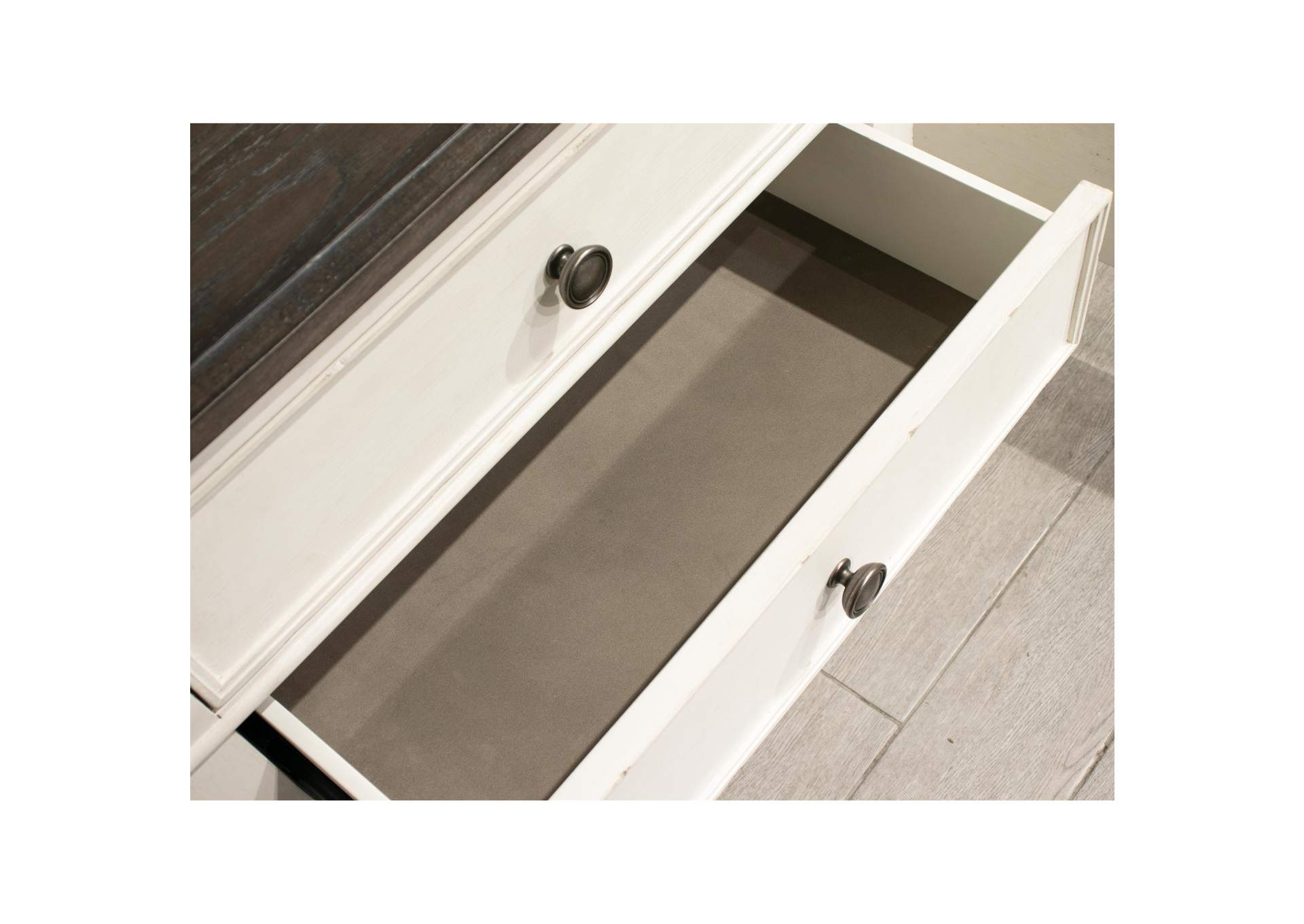 Grand Haven 3 - Drawer Nightstand image 5