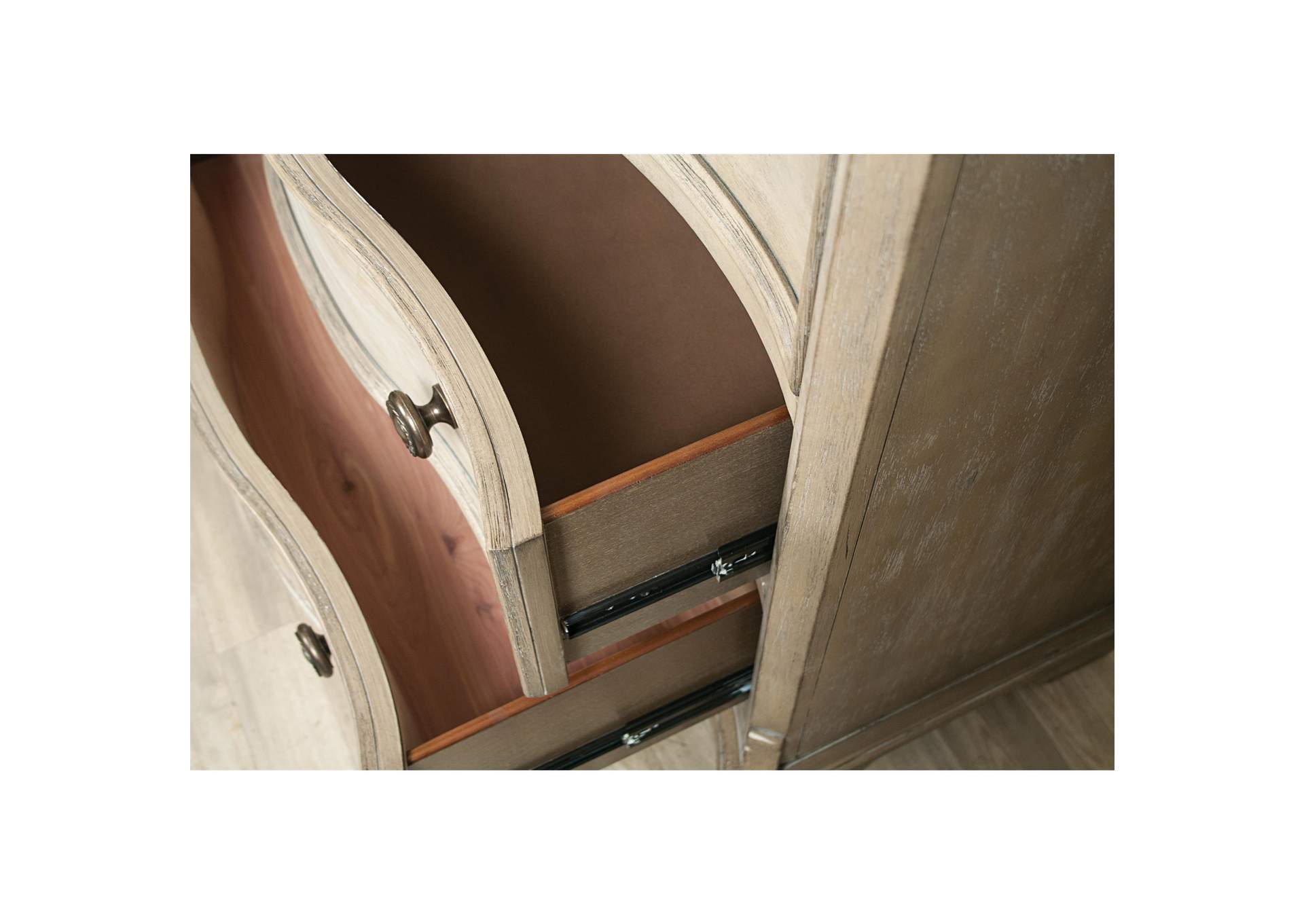 Corinne 5 - Drawer Chest image 6