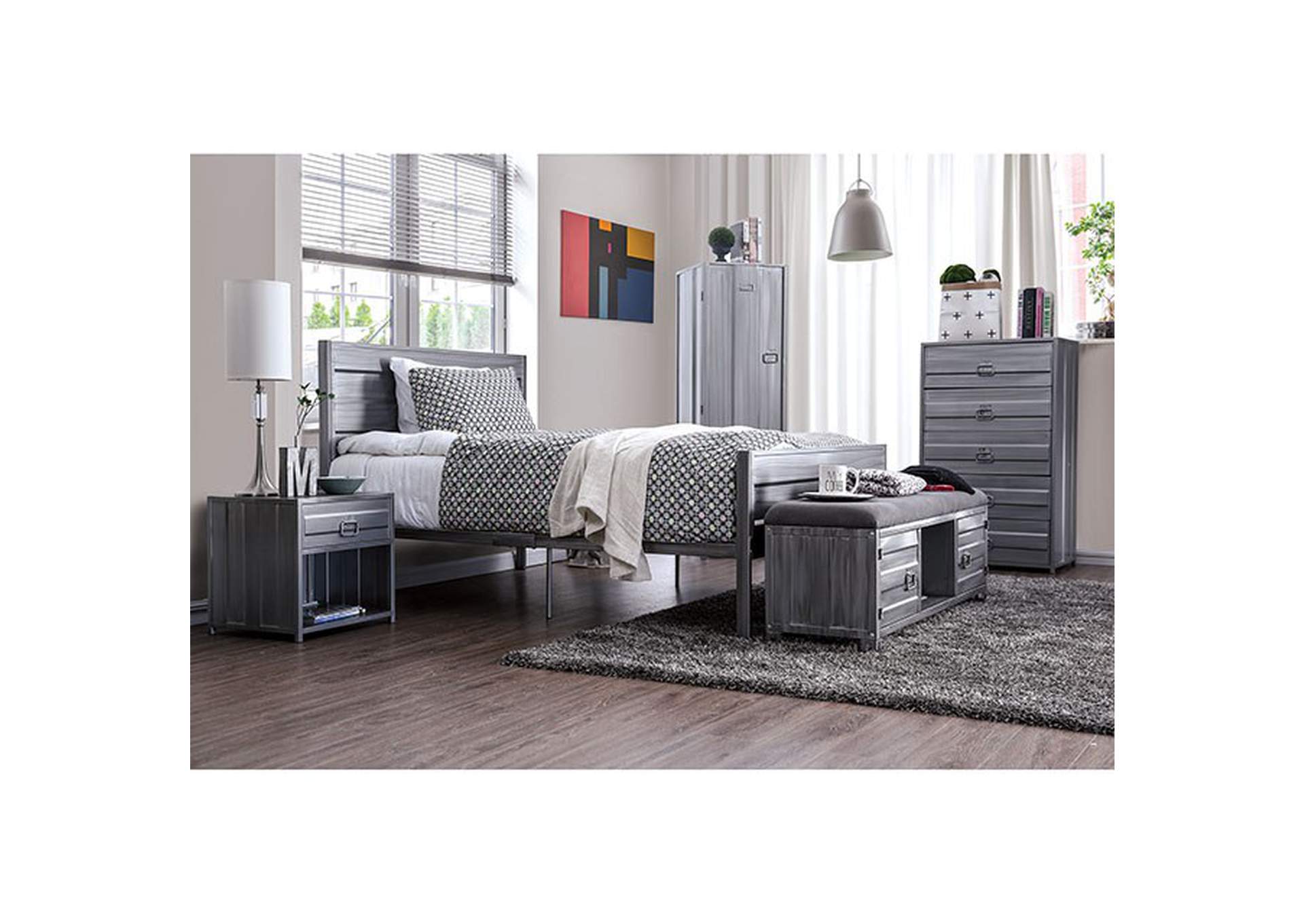 Mccredmond Queen Bed image 2