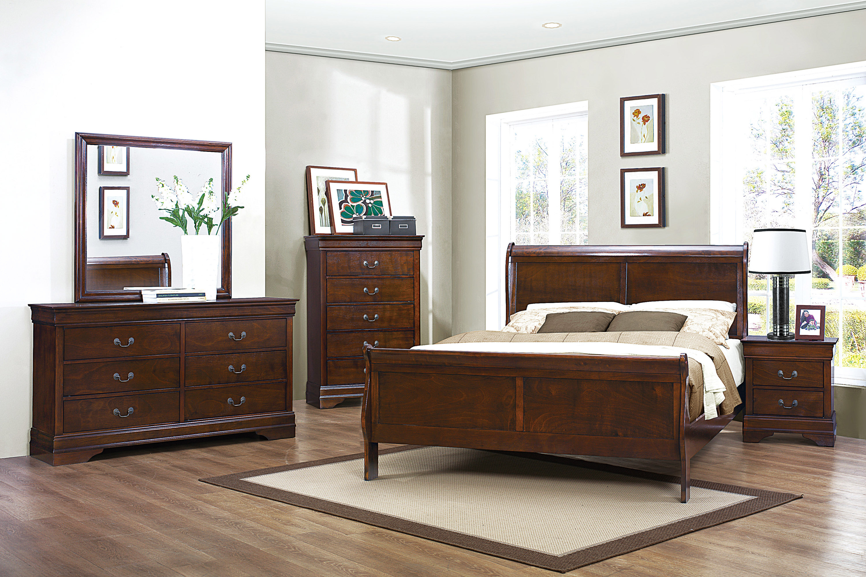 Mayville Cherry Queen Bed