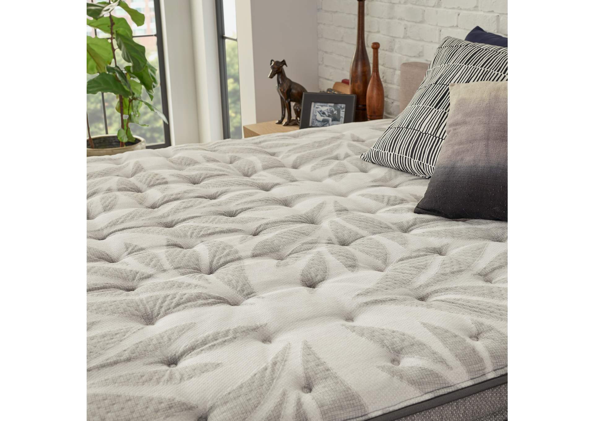 Red Maple Soft Euro Pillow Top  Split King / Cal King image 1