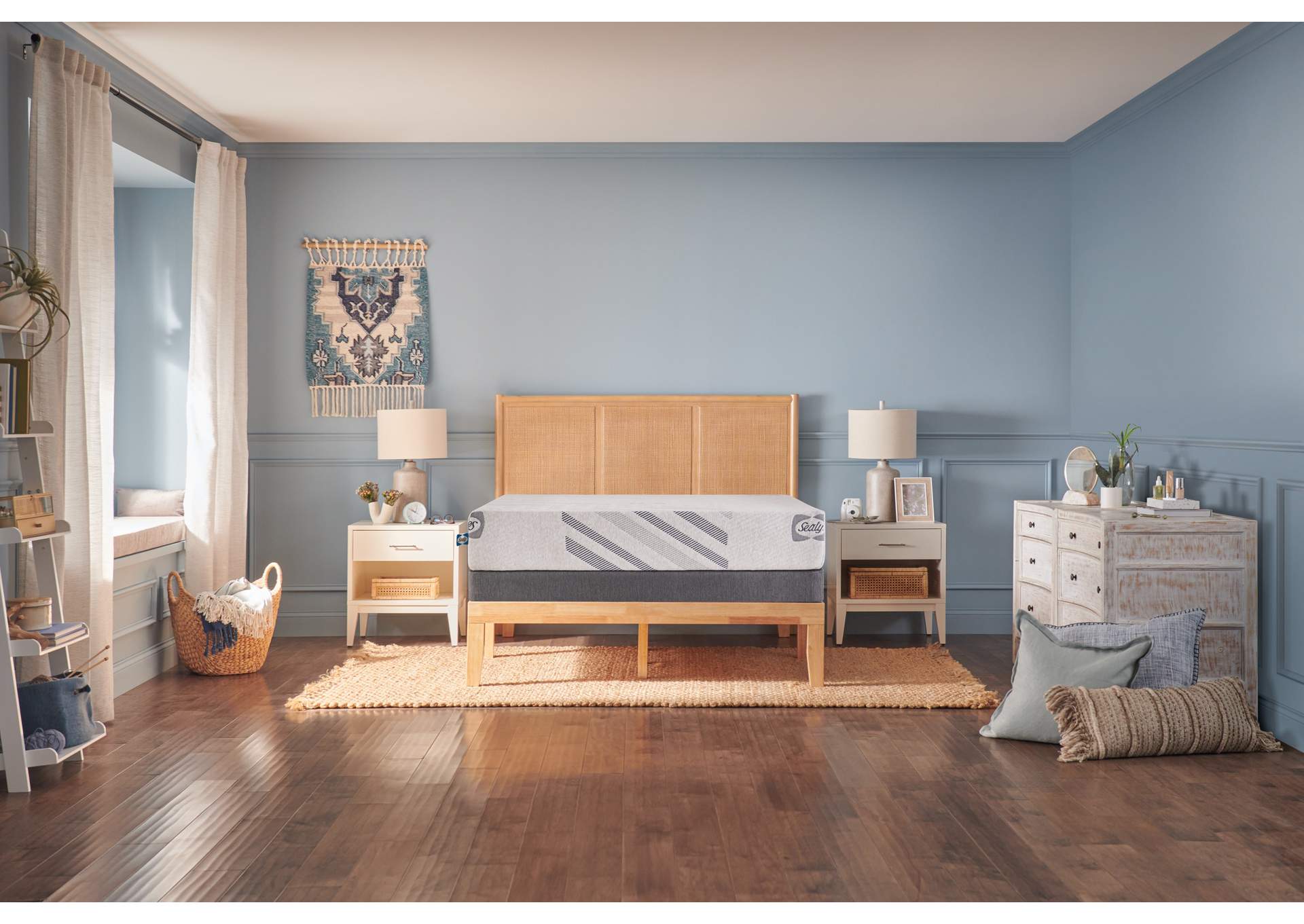 Greyfield Medium Foam King image 1