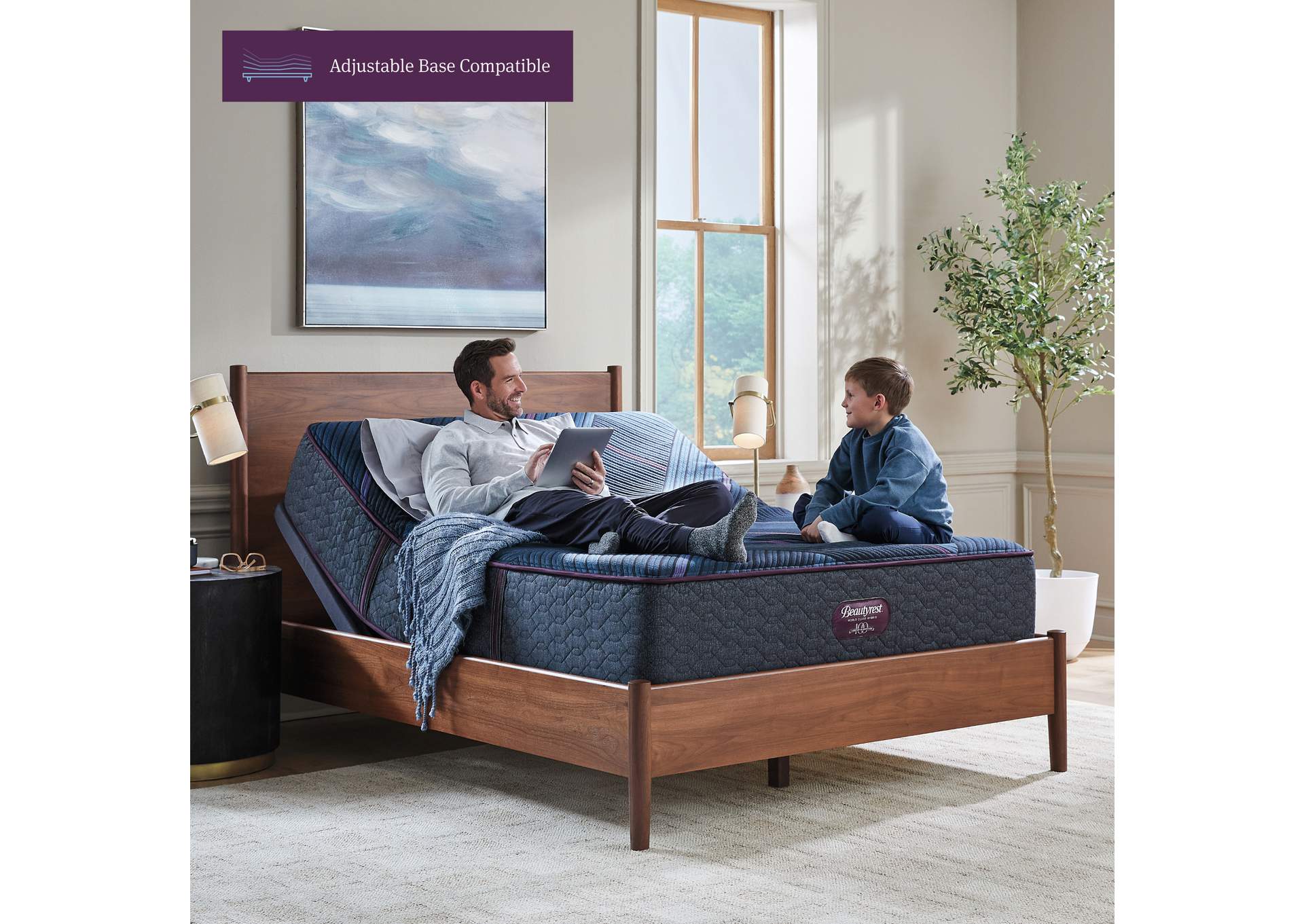 Beautyrest World Class Level Three Hybrid Firm Mattress - King image 5