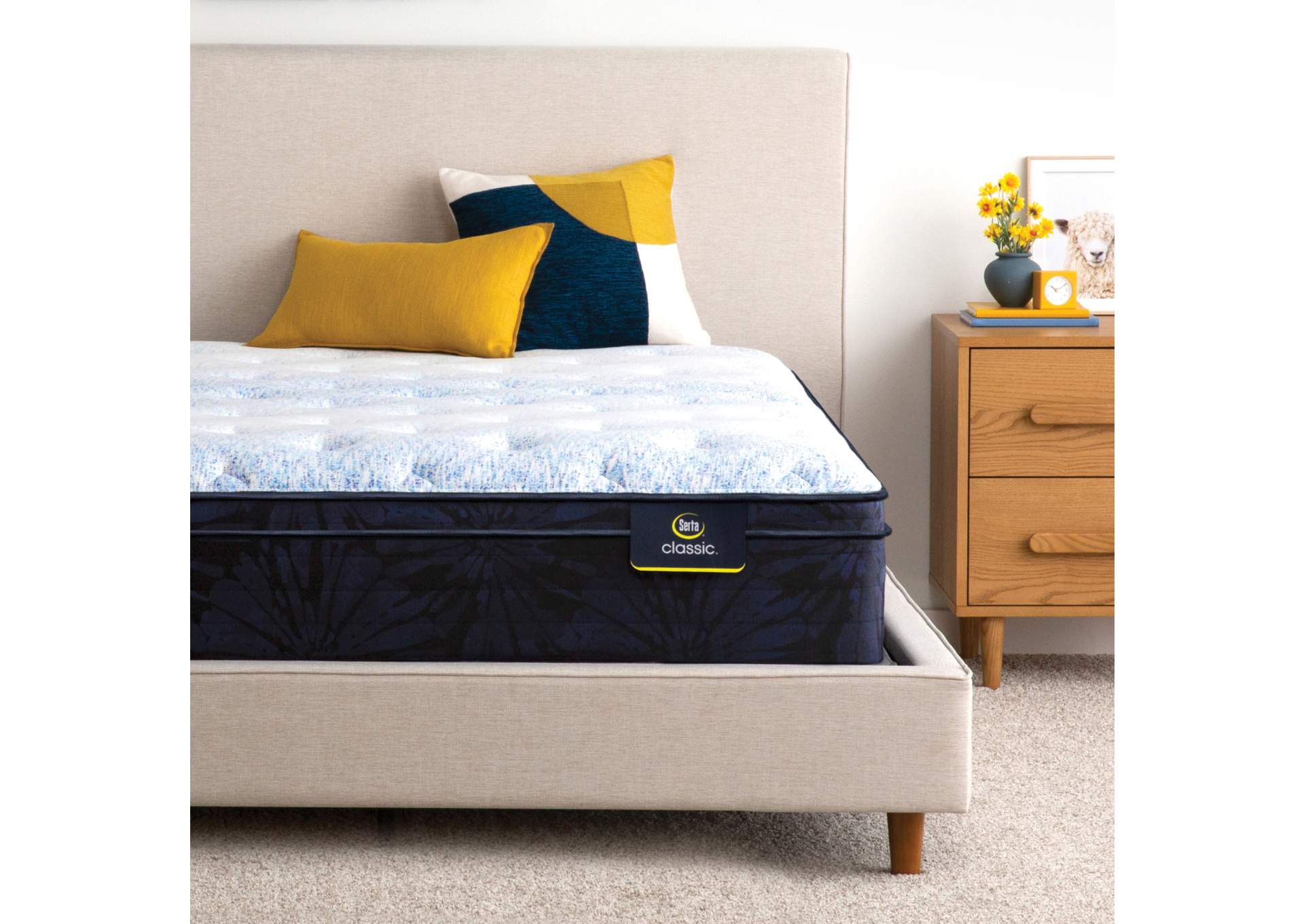 Classic Dorian 12. 5 Inch Plush Euro Top Mattress - Queen image 9