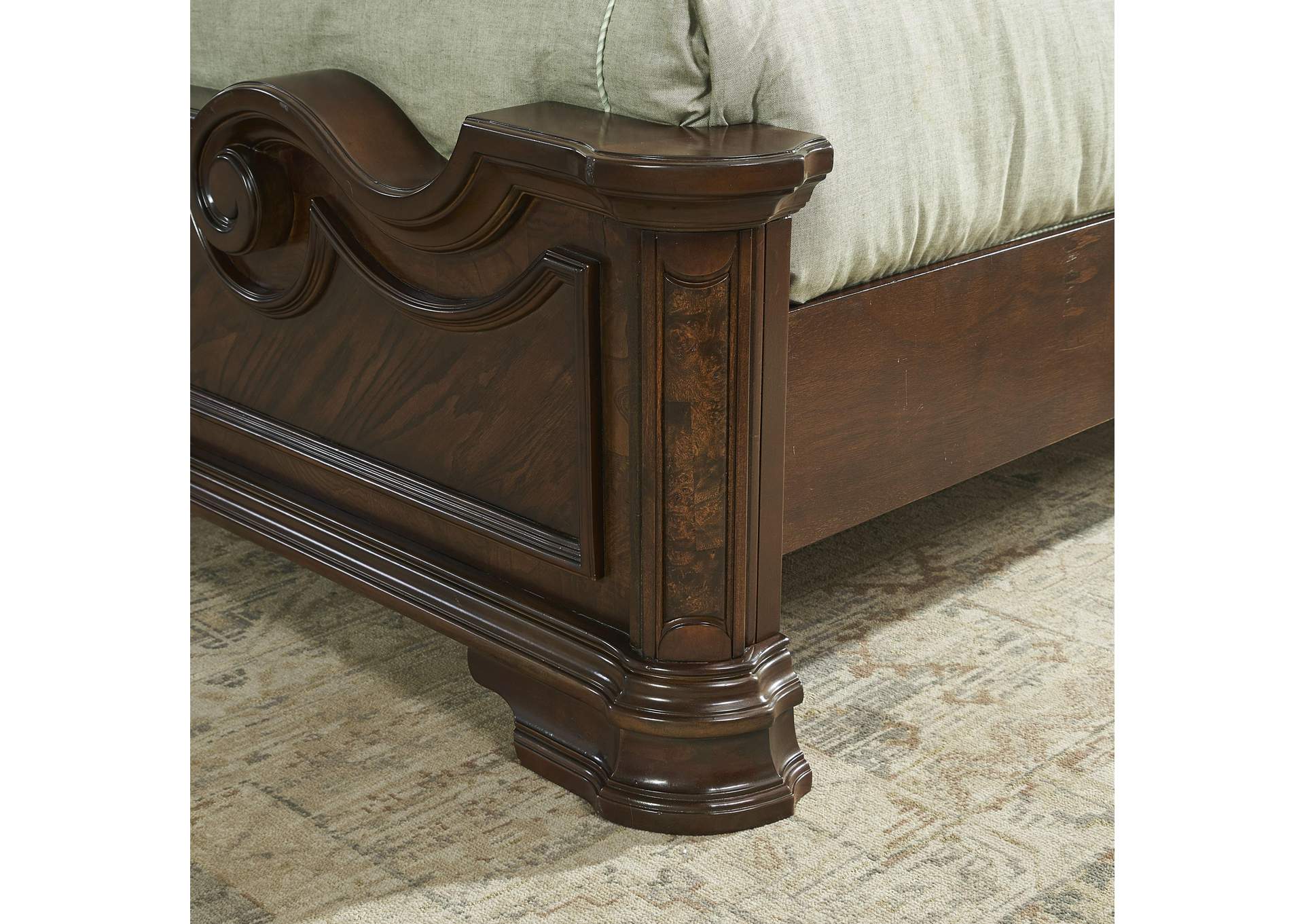 Royale King Bed image 5