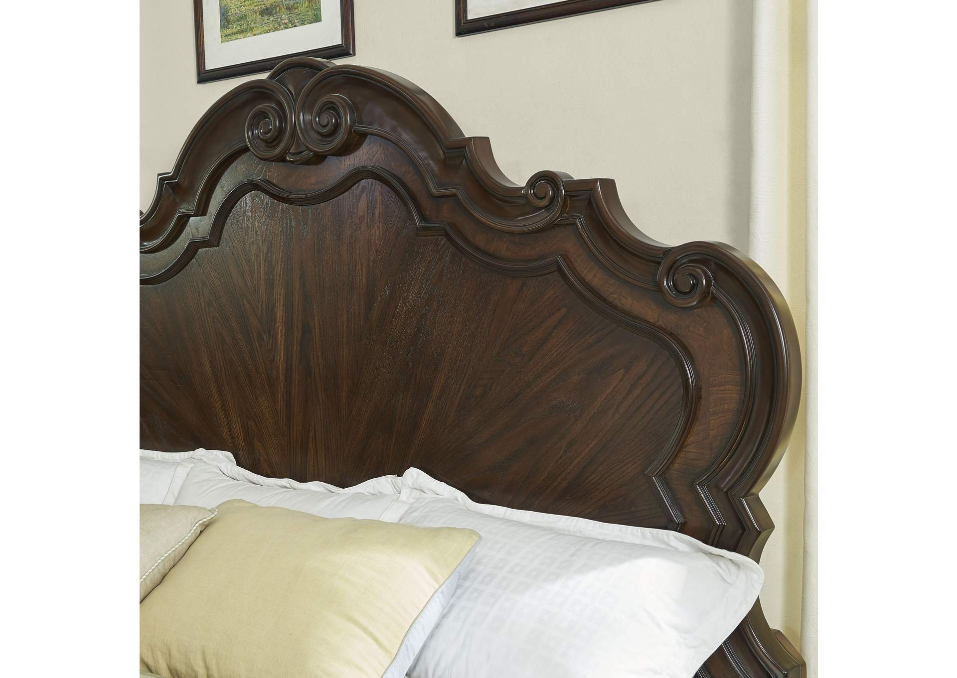 Royale King Bed image 8