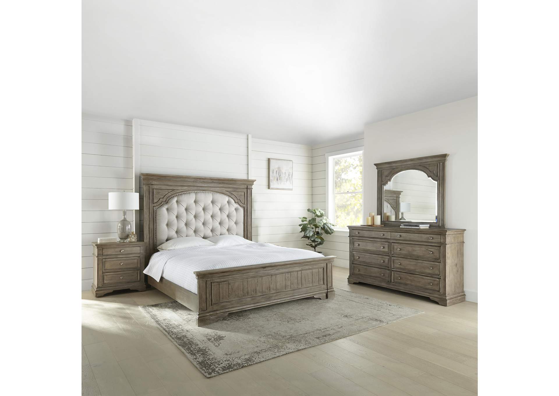 Highland Park Driftwood Queen 4-Piece Bedroom Set image 1