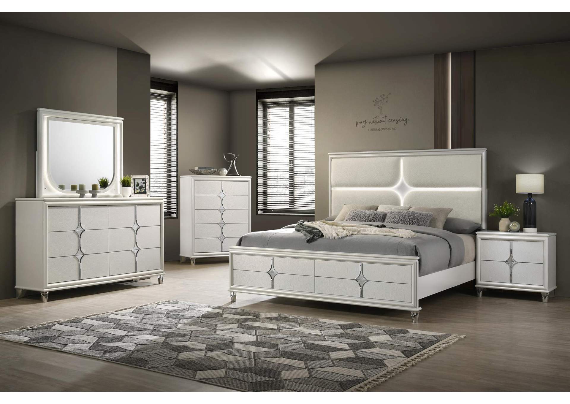 Queen 5 Piece Bedroom Set With Dresser, Mirror, Chest, and Nightstand image 1