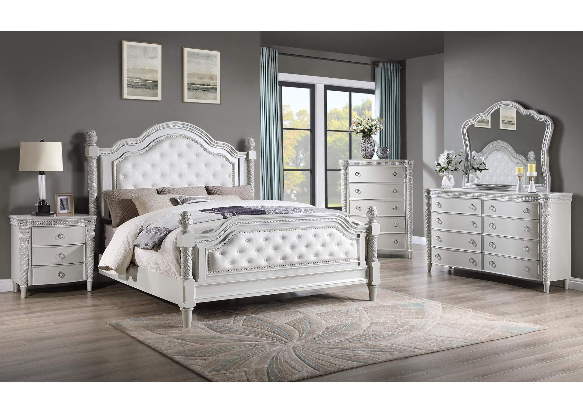 Queen 3 Piece Bedroom Set With Bed, Dresser, and Mirror image 1