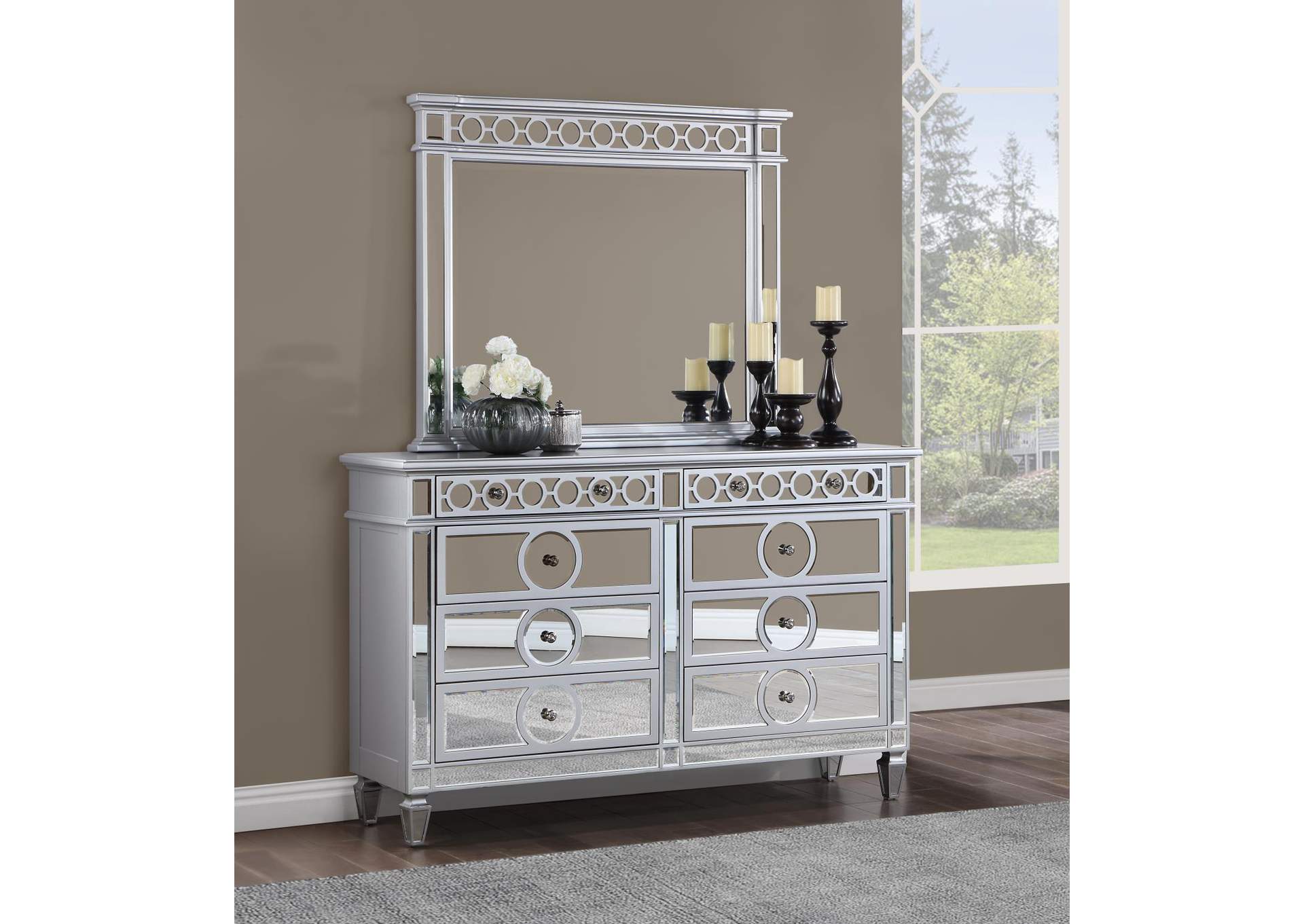 Silver Chest image 1
