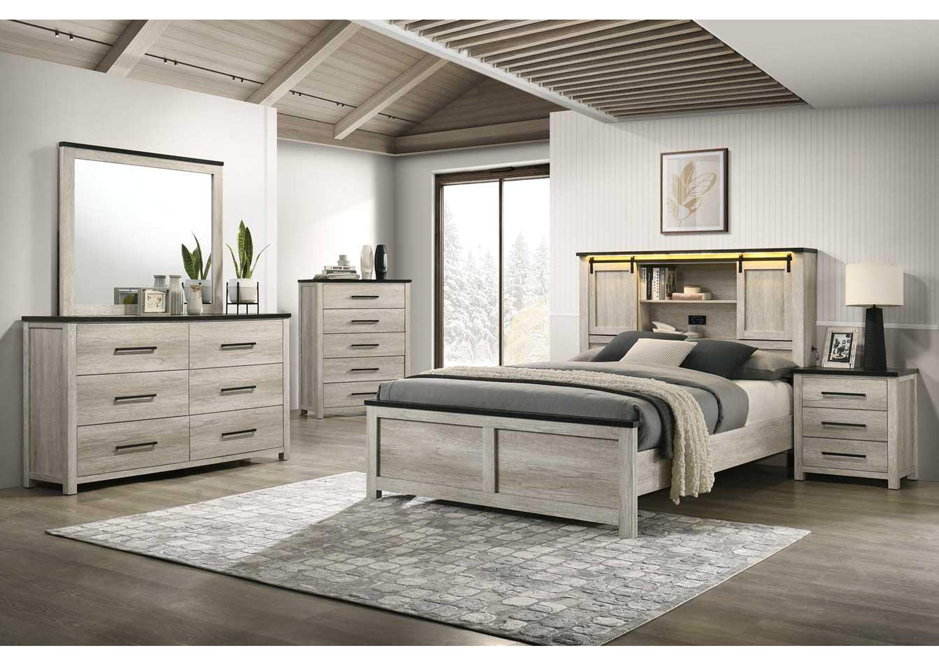 King 3 Piece Bedroom Set With Bed, Dresser, and Mirror image 1