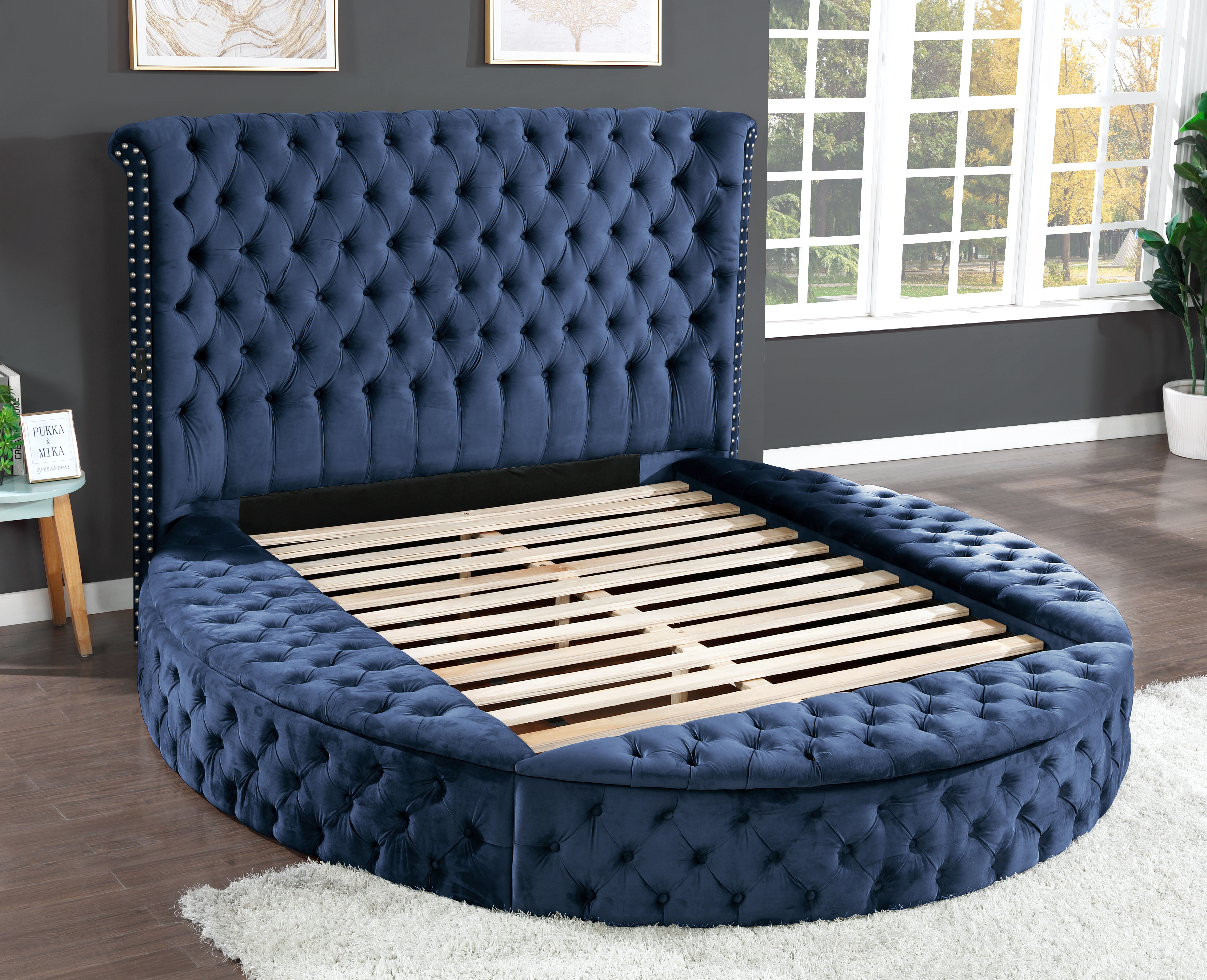 Hazel Navy  King Upholstered Bed image 3
