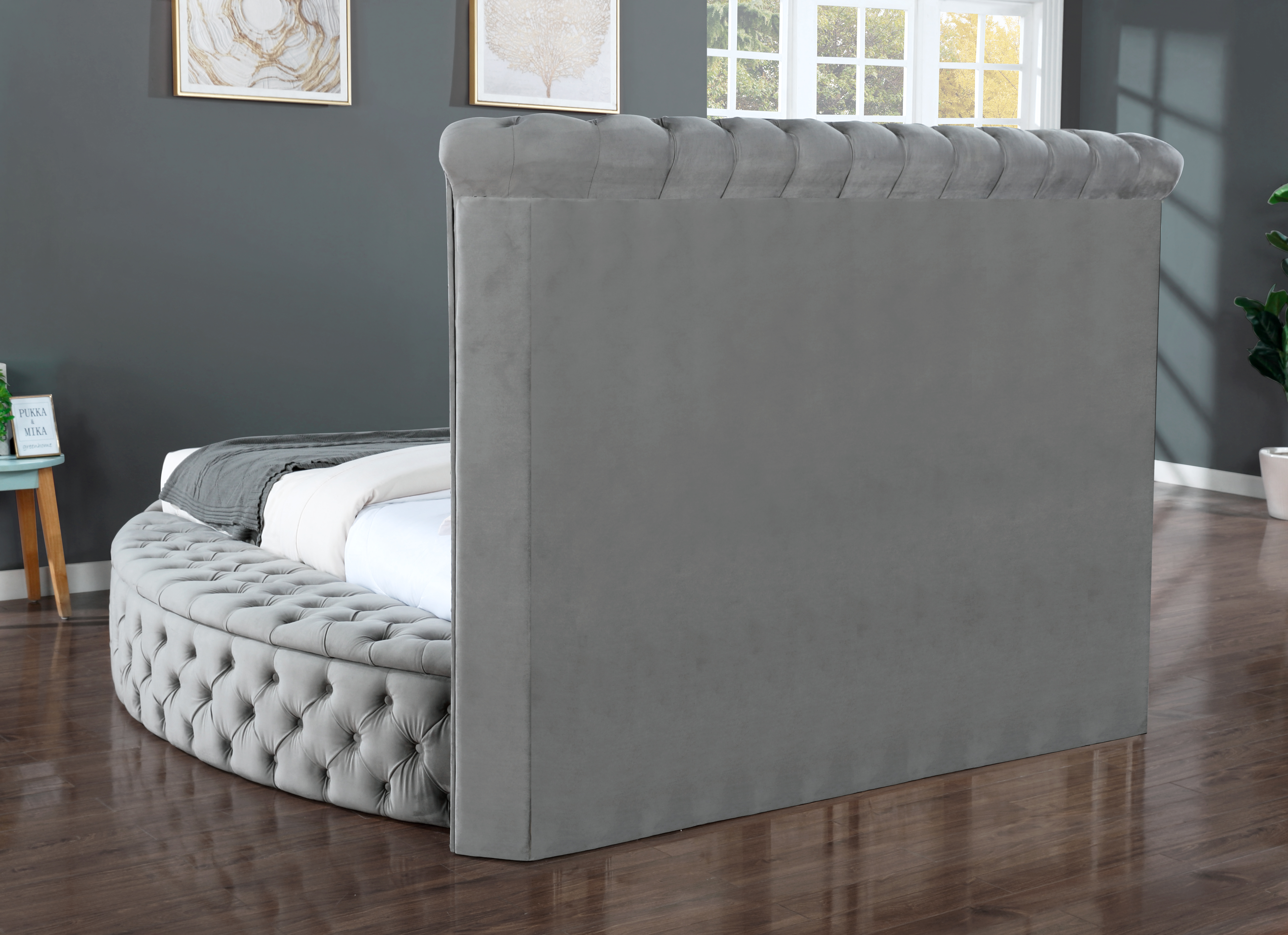 Hazel Gray Queen Upholstered Bed image 5