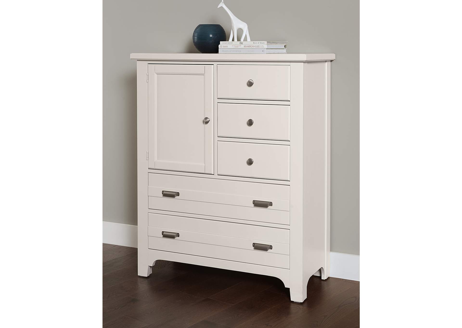 Bungalow - Lattice Door Chest