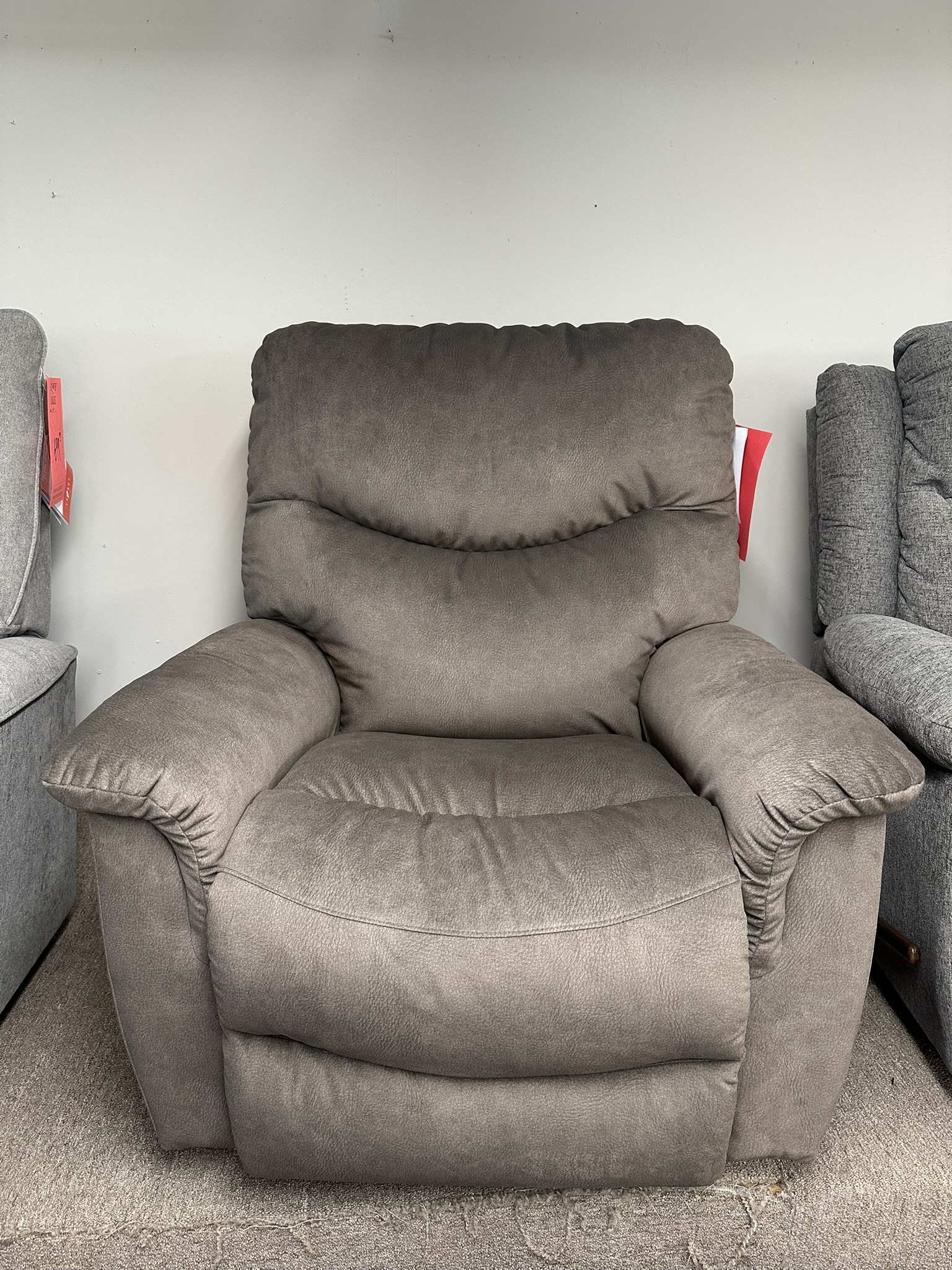 Lazboy 10-521 James Rocker Recliner D2066-77 image 1