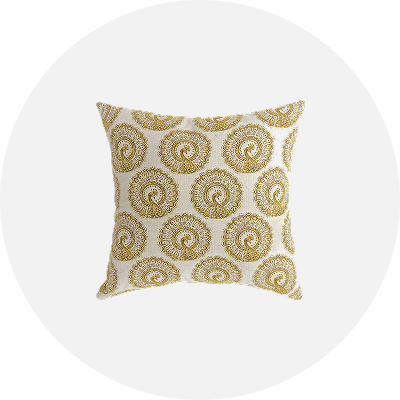 Rug and Pillow Set