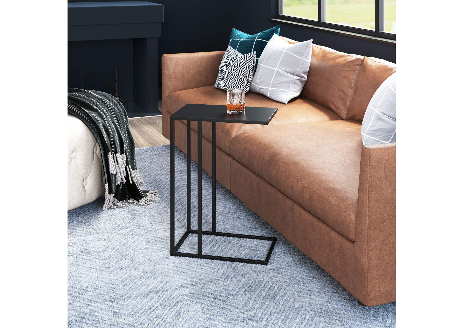 Atom Side Table Black